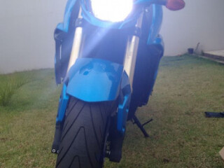 Moto Suzuki GSR 750A GSR 750A por R4200000 em GUARANIAU PR