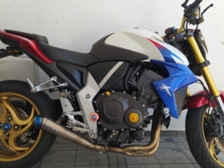 Moto Honda CB 1000R CB 1000R por R4900000 em CAMPINAS SP