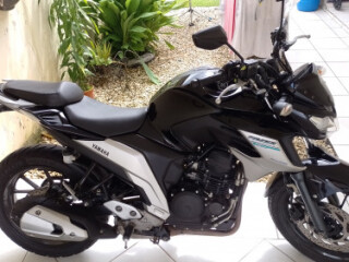 Moto Yamaha Fazer 250 ABS Fazer 250 ABS por R2200000 em JARAGU DO SUL SC