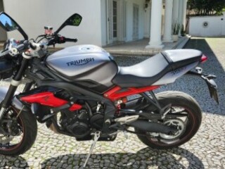 Moto Triumph Street Triple 675 Street Triple 675R ABS por R3100000 em SO PAULO SP