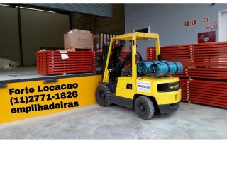 Locacao de guindastes kit remocao paleteira empilhadeira Carapicuba Servicos especializados no [***] 