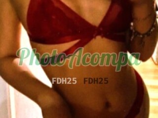 Luana vem se deliciar com esta morena safadinha 