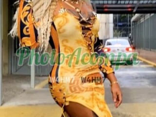 Nicki Minaj carioca gostosa curta temporada na cidade 