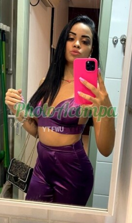 isabela-santos-amo-leite-na-boca-e-faco-um-oral-delicioso-big-1