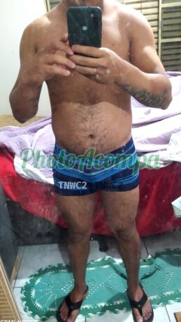 felipe-moreno-gostoso-de-24-anos-doido-para-dar-prazer-big-1