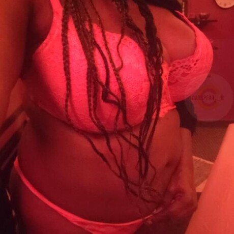 darkpearl-nubia-female-escorts-in-edmonton-canada-1-587-938-2285-big-3