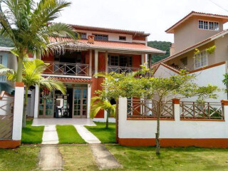 Casa de temporada em Praia de Taquaras, Balneário Camboriú Santa Catarina. CASA NA PRAIA DE TAQUARAS - BALNEÁRIO CAMBORIU, SC