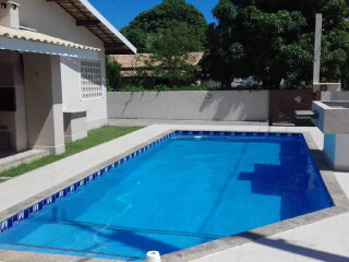 Casa de temporada em Guarajuba, Camacari Bahia. Guarajuba - Localizacão privilegiada - 44 com piscina - a 70 metros do mar - Condomínio Paraíso