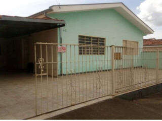 Casa de temporada em Centro, Muzambinho Minas Gerais. Casa 009 - Fica entre o bloco e o centro, ideal para a temporada do carnaval.